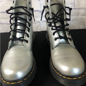 Dr Martens Metallic 1460 Pascal Boots. New w/o tags